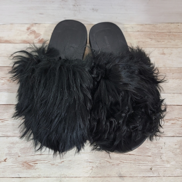 Ariana Bohling Suri alpaca slide sandals - Picture 10 of 12